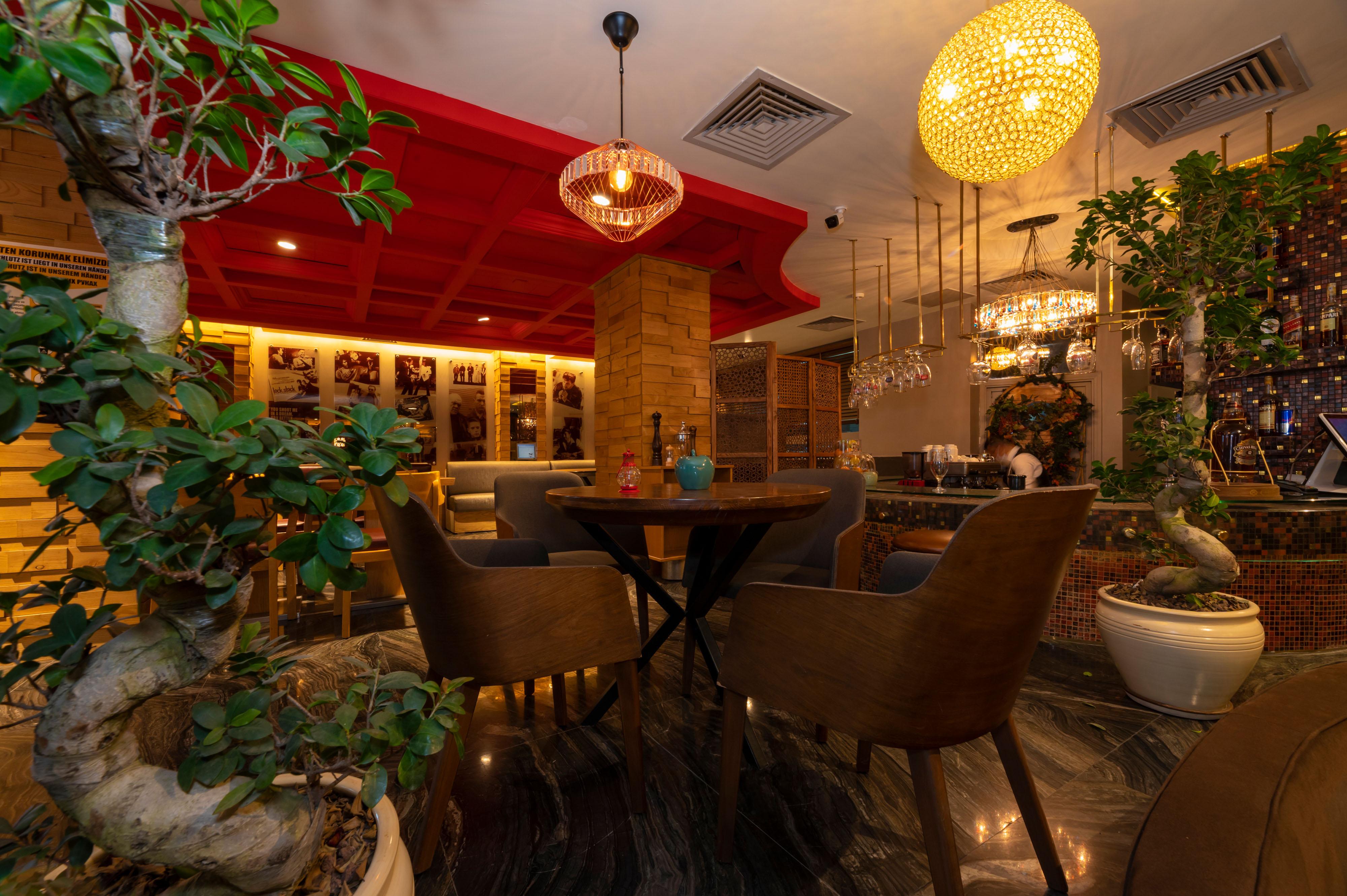 Ramada By Wyndham Istanbul Pera Taksim Hotel Exterior photo Interior of the restaurant