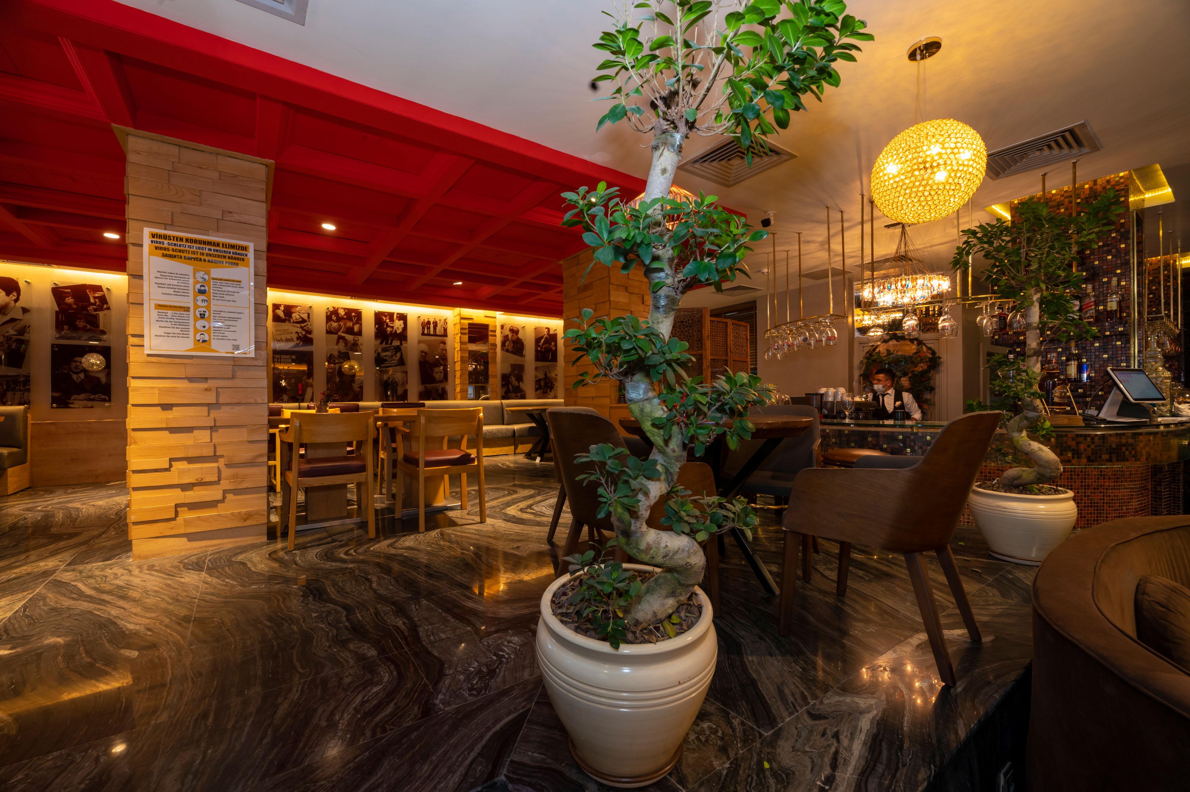 Ramada By Wyndham Istanbul Pera Taksim Hotel Exterior photo Interior of the restaurant