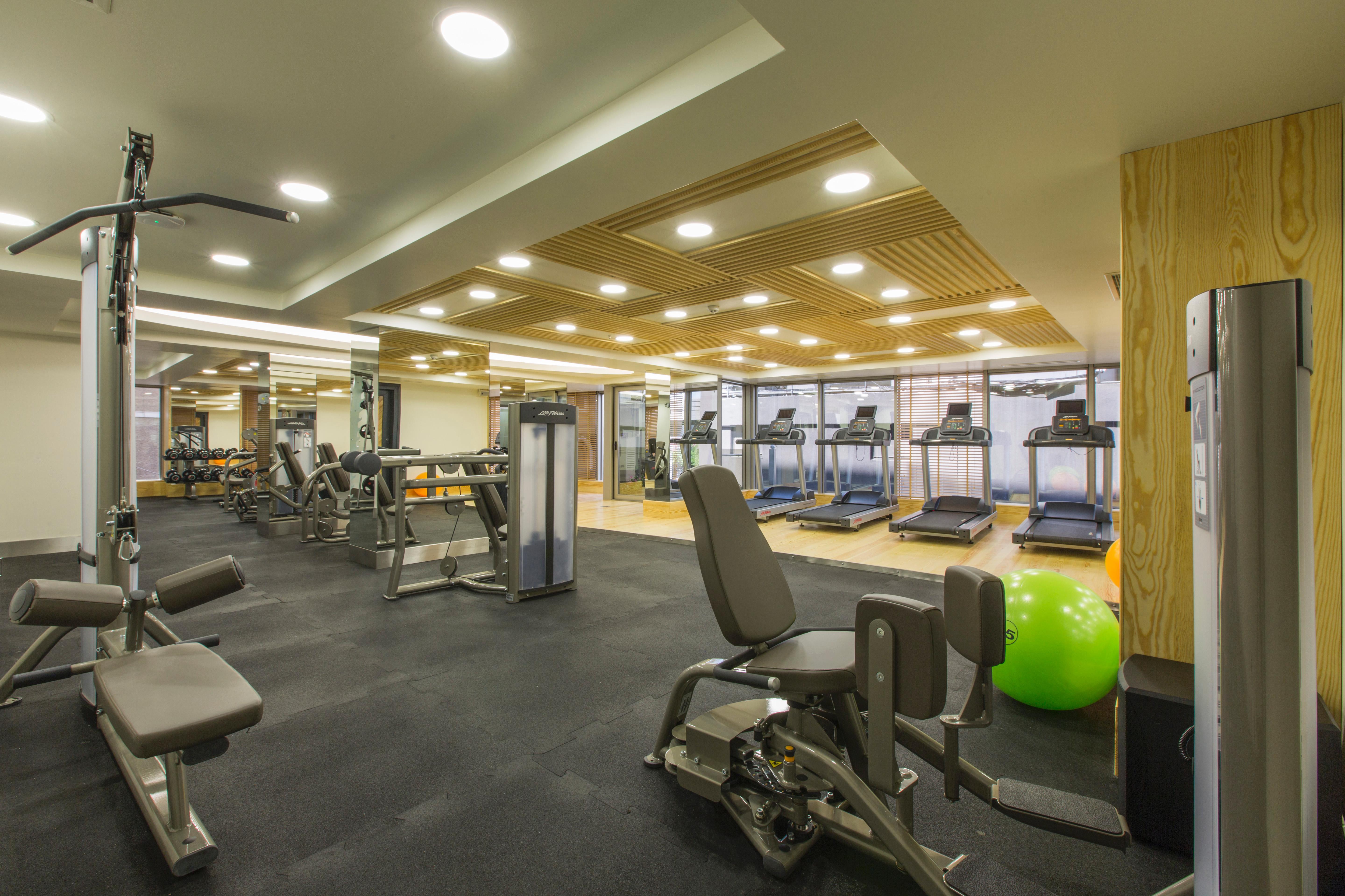 Ramada By Wyndham Istanbul Pera Taksim Hotel Exterior photo The Fitness Centre